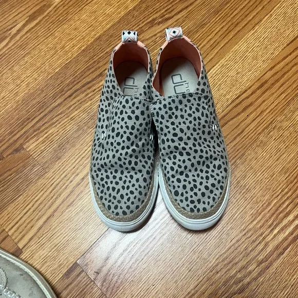 Hey Dude womensTan Casual Shoes - Picture 5 of 8